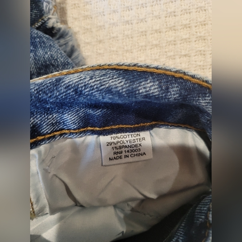 Women's Distressed Blue Jean Shorts - Picture 8 of 8
